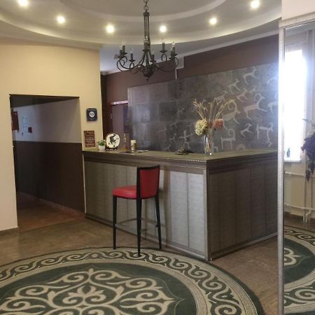 Altyn Adam Hotel Pavlodar Dış mekan fotoğraf
